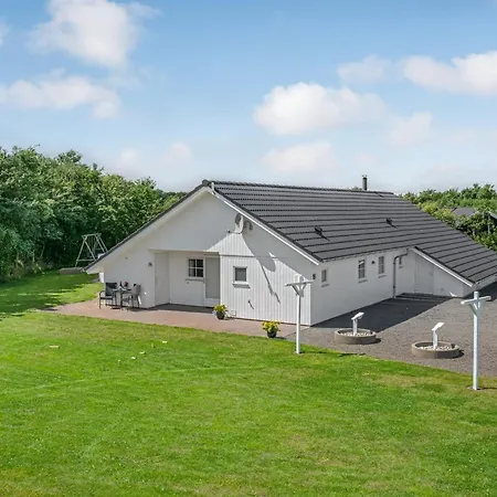 Munder - 1-2km To The Fjord By Interhome Hemmet